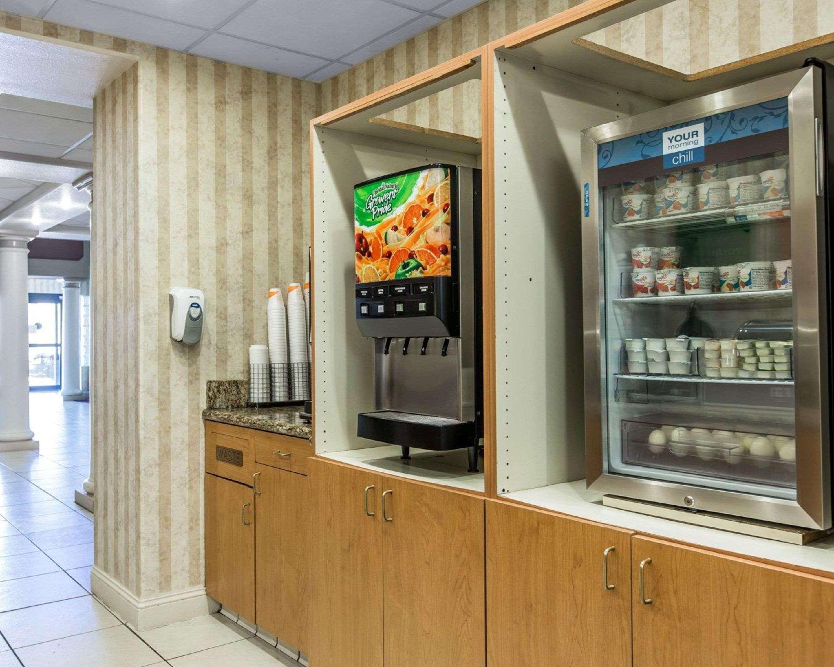 Comfort Suites Palm Desert I-10 Екстер'єр фото